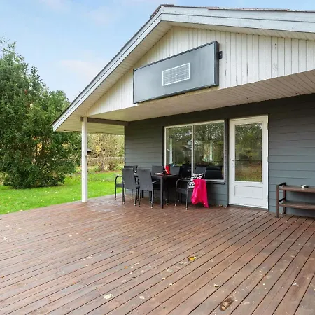 Zoelestine - 1km From The Sea By Interhome *
