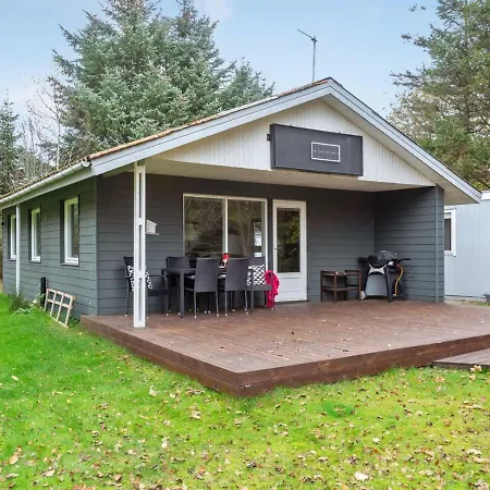 Holiday home Zoelestine - 1km From The Sea By Interhome
