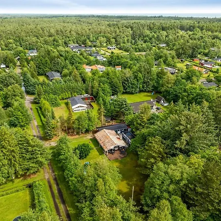 Zoelestine - 1km From The Sea By Interhome Hals
